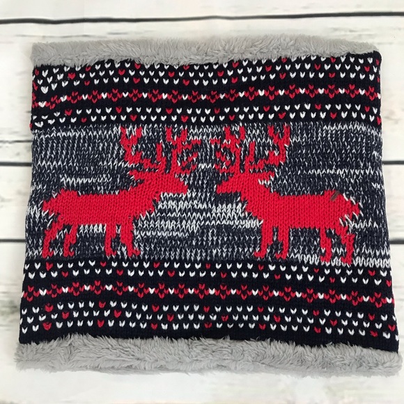 Warm Knitted Infinity Ring Scarf Lined with Fleece - Picture 3 of 8